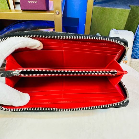 🧧SOLD🧧CHRISTIAN LOUBOUTIN Panettone silver leather studded zip wallet - Picture 7 of 12